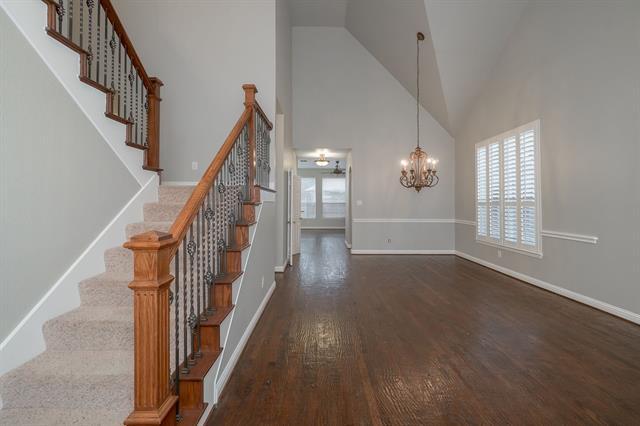 Building Photo - 3680 Roosevelt Dr