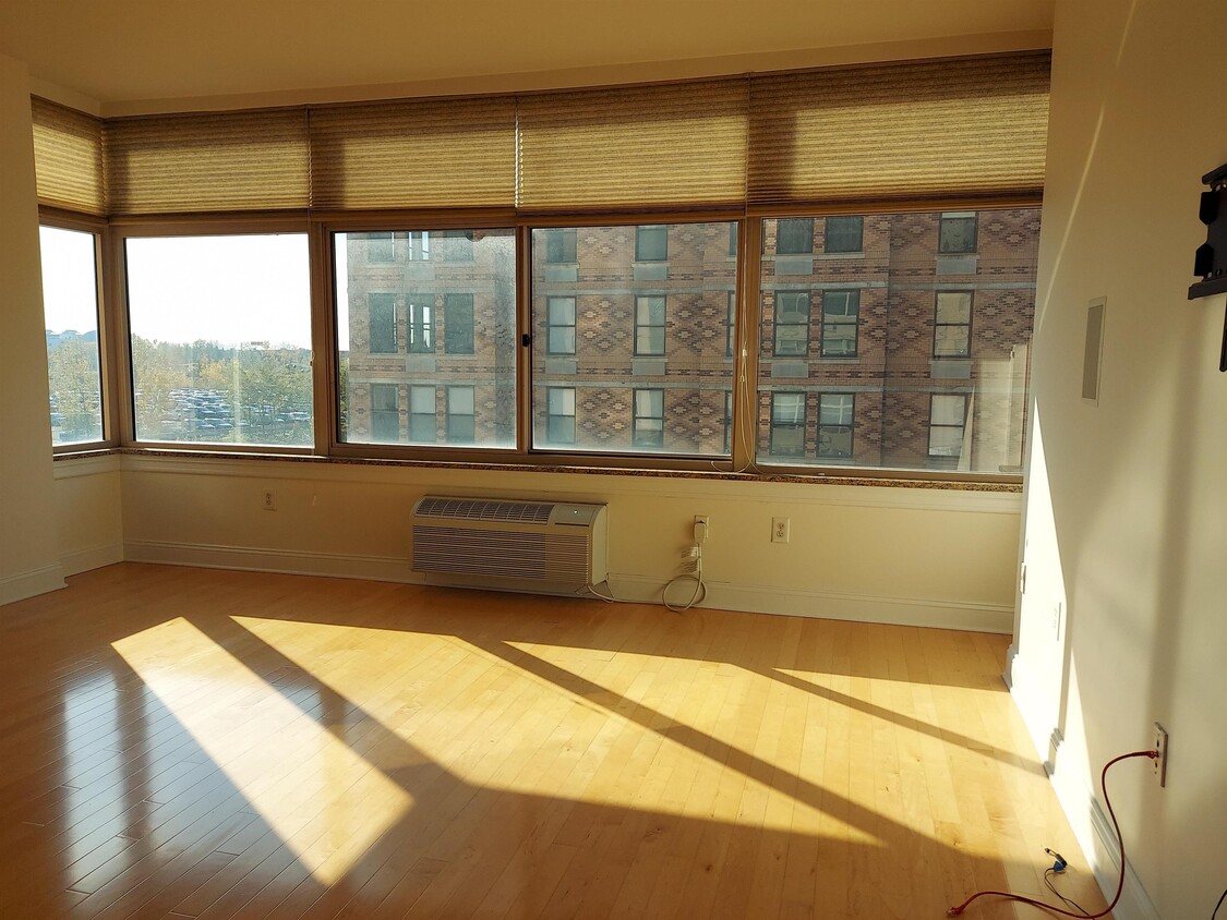 10 Regent St Unit 405, Jersey City, NJ 07302 - Condo for Rent in Jersey ...