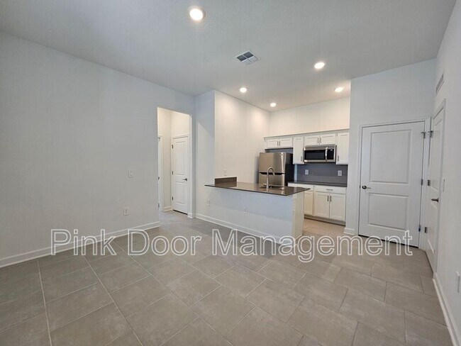 Building Photo - 4382 Eastminster Rd