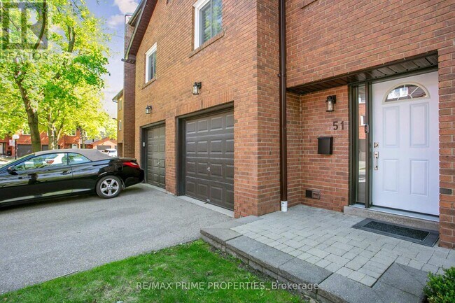 Building Photo - 1755-1755 Rathburn Rd E
