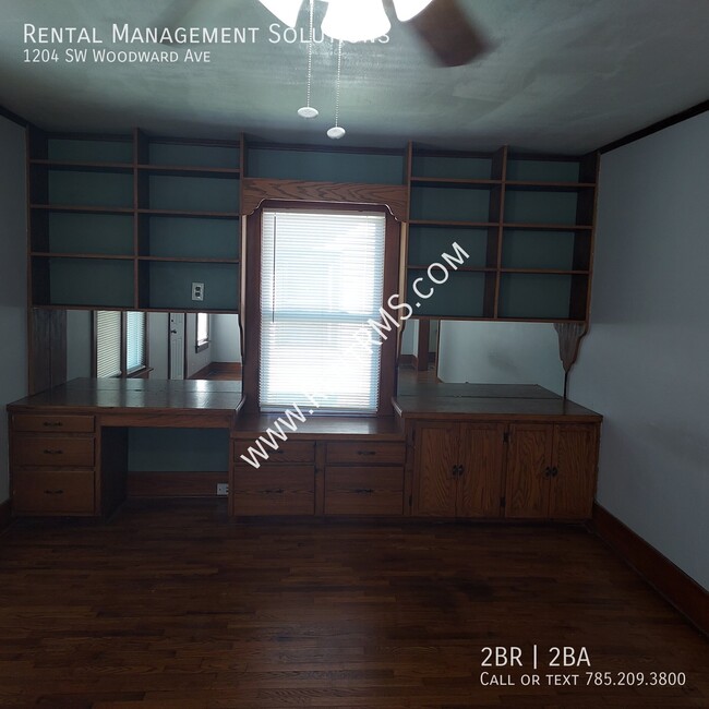 Building Photo - 1204 SW Woodward Ave