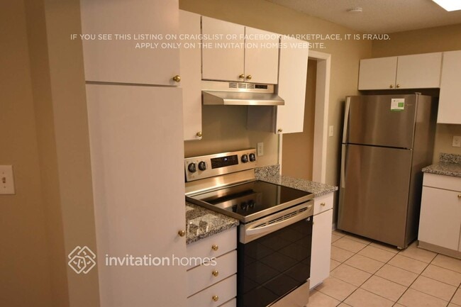 Building Photo - 4 Halsey Pl