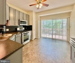 Building Photo - 12518 Heykens Ln