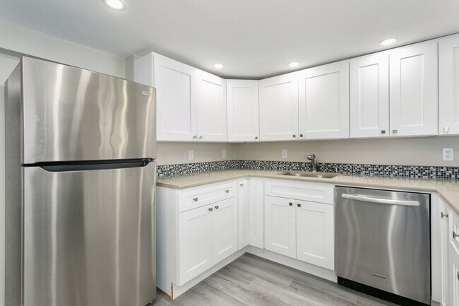 Foto del edificio - 2125 S Adams St