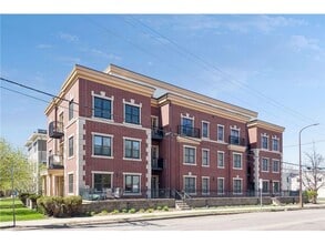 Building Photo - 625 Dayton Ave