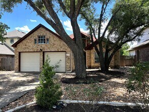 Building Photo - 6603 Carisbrooke Ln
