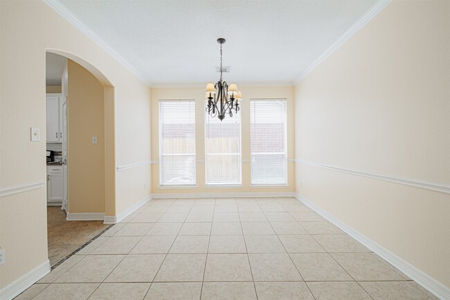 Building Photo - 8510 Brighton Lake Ln