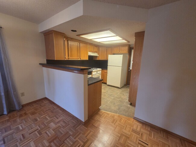 Foto del edificio - 2060 E Belmont St