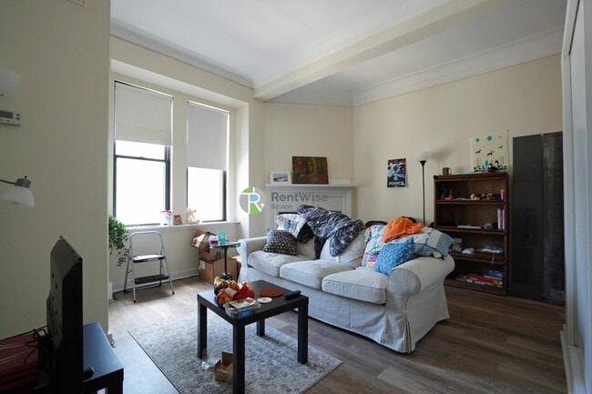 Photo - 62 Boylston St Apartment