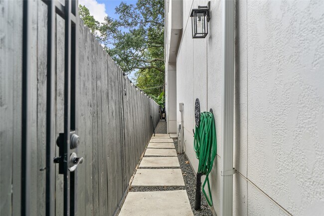 Foto del edificio - 620 E 26th St