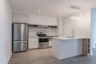 Building Photo - 9675 Av Papineau