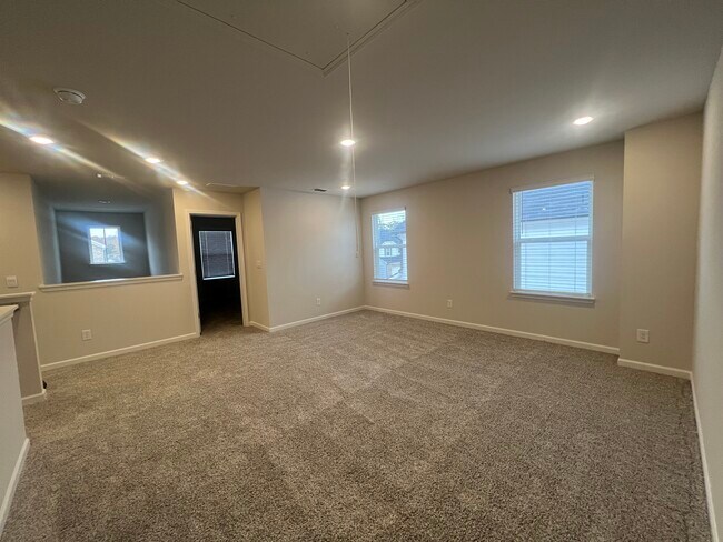 Building Photo - 5897 Hackberry Ln