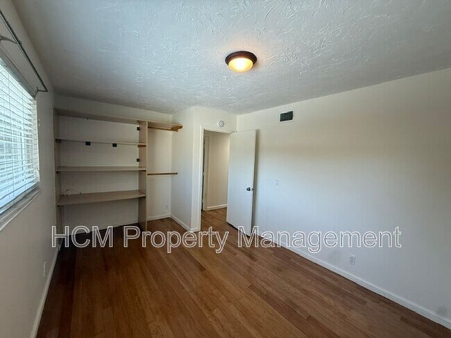 Foto del edificio - 16402 Birdie Ln