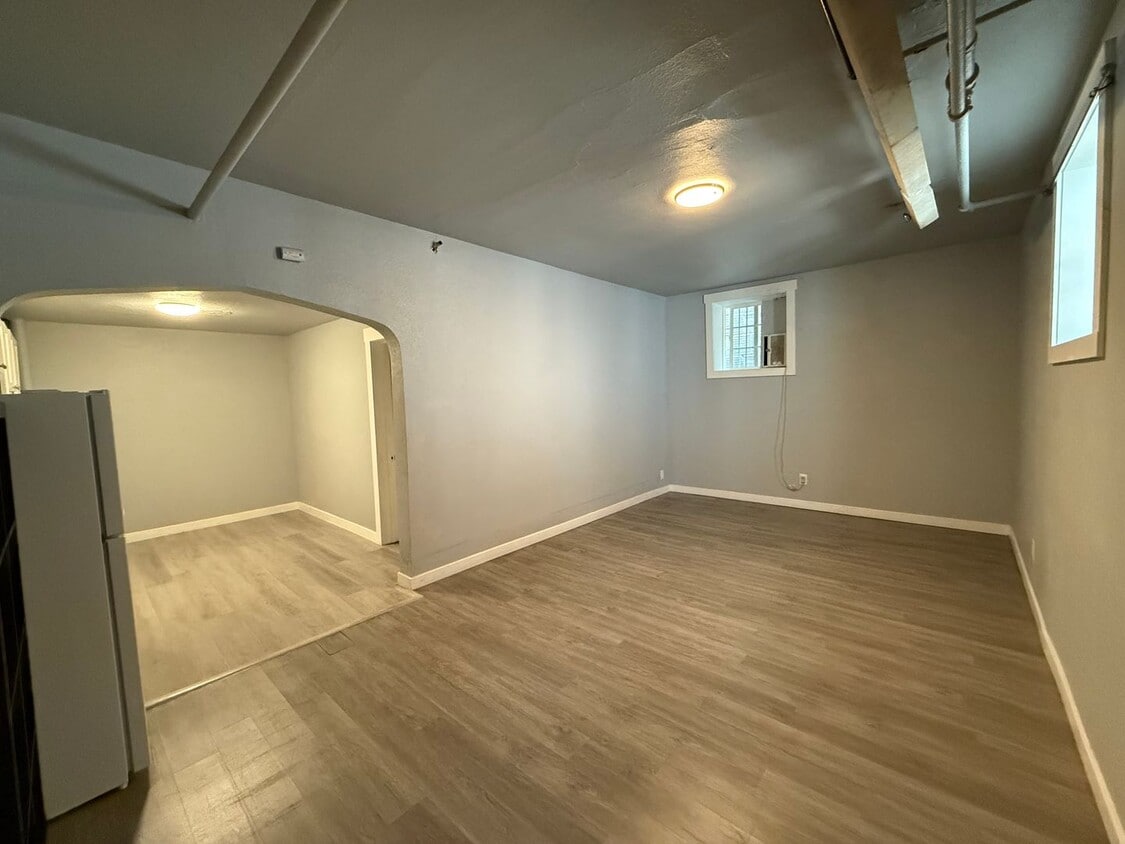 Photo - 1767 S Broadway (9-Plex)
