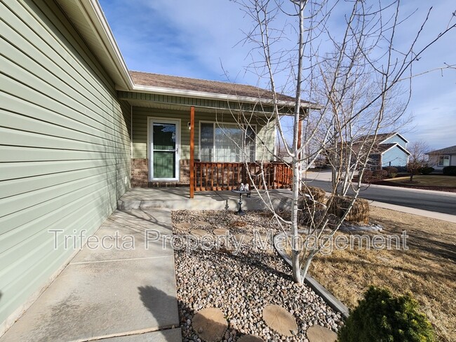 Foto del edificio - 347 Buckeye Ave