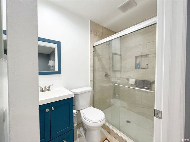 Foto del edificio - 15980 Filbert St