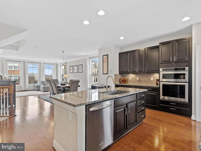 Foto del edificio - 9614 Stockwell Ln