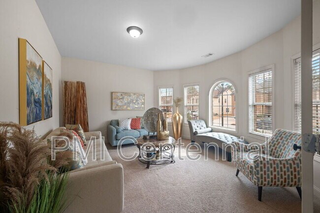 Foto del edificio - 669 Sportsman Ln