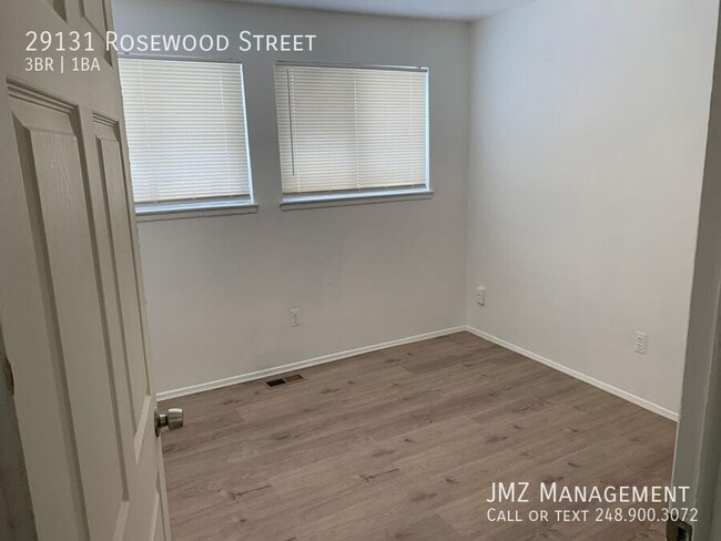 Photo - 29131 Rosewood St House