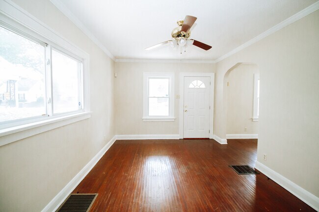 Foto del edificio - 3342 Jeannette Ave