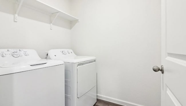 Building Photo - 112 Connecticut Ct