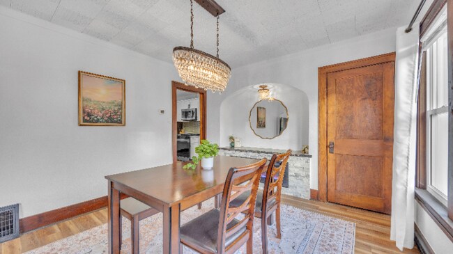 Foto del edificio - 715 N 14th St