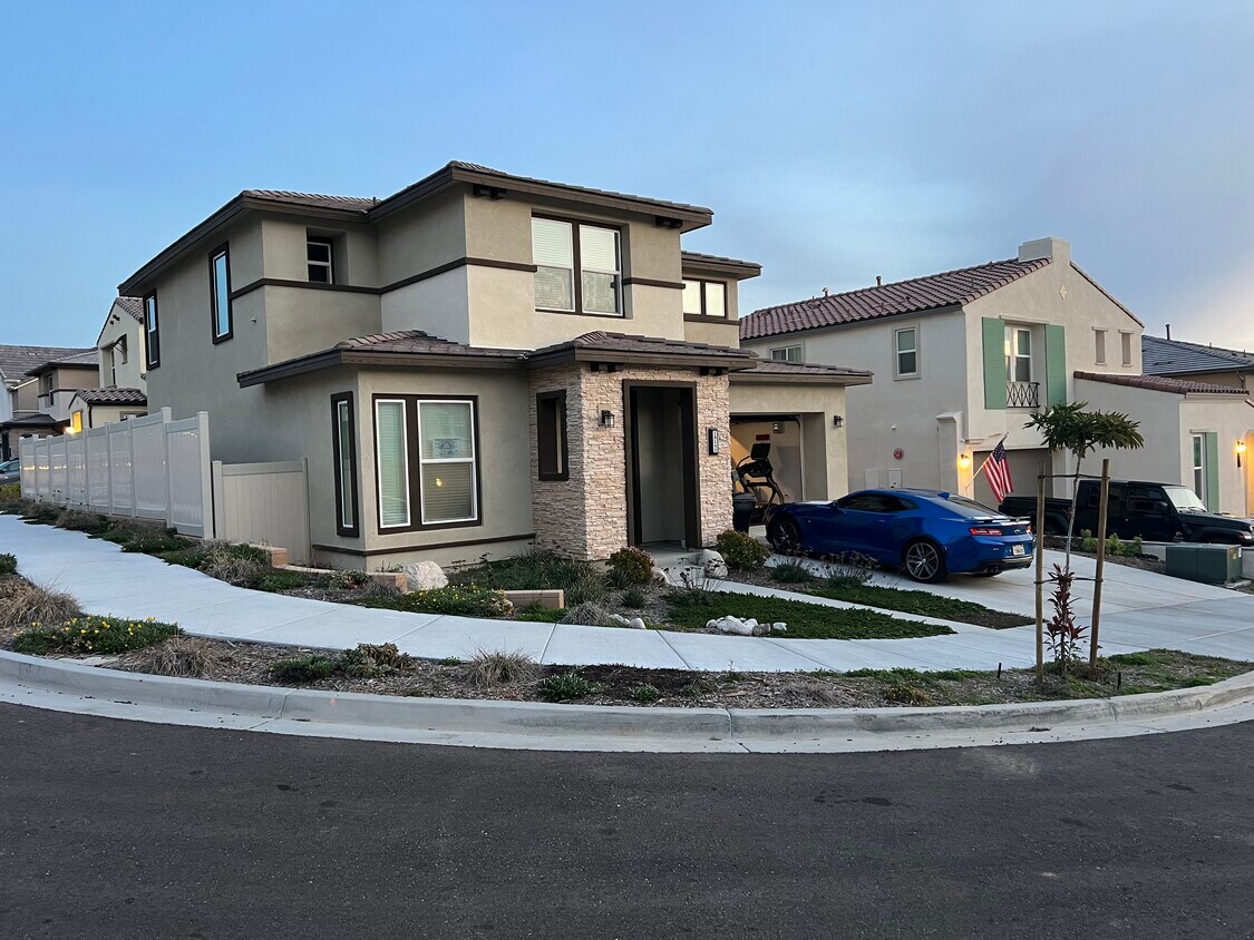 Foto principal - 18142 Jupiter Ln