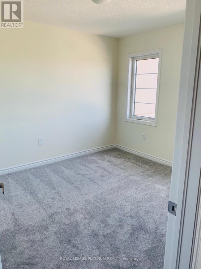 Photo du bâtiment - 1366 Sycamore Garden