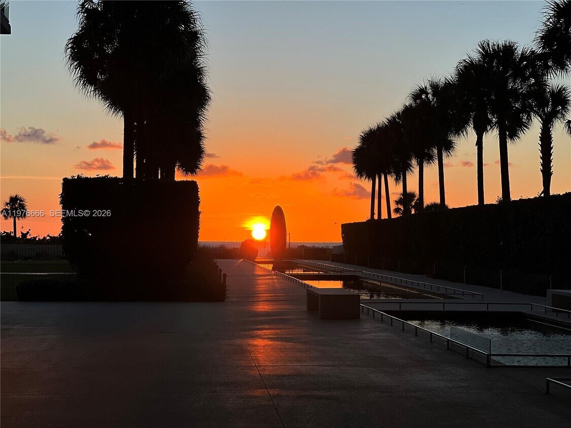 Foto del edificio - 350 Ocean Dr