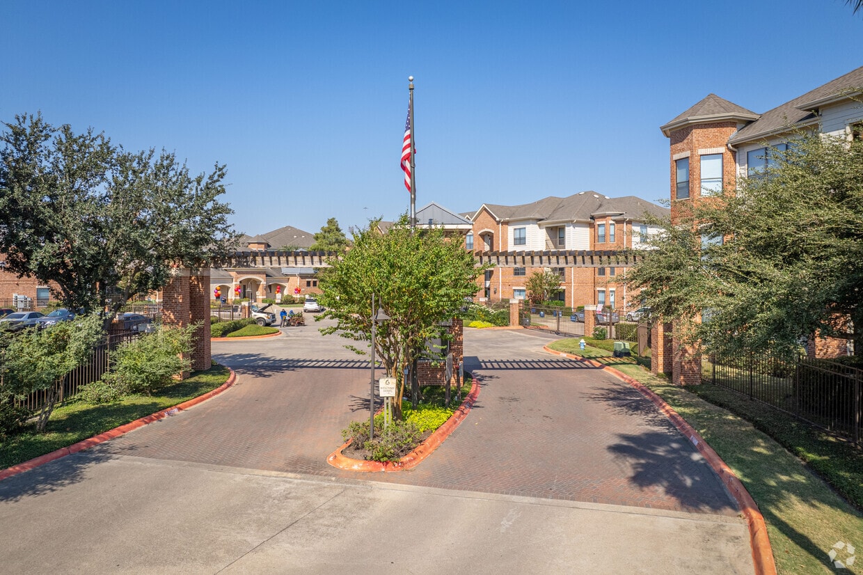 The Fountains at Almeda - 9000 Almeda Rd Houston, TX 77054