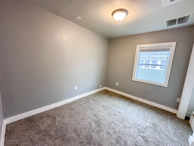 Foto del edificio - 921 4th St NW