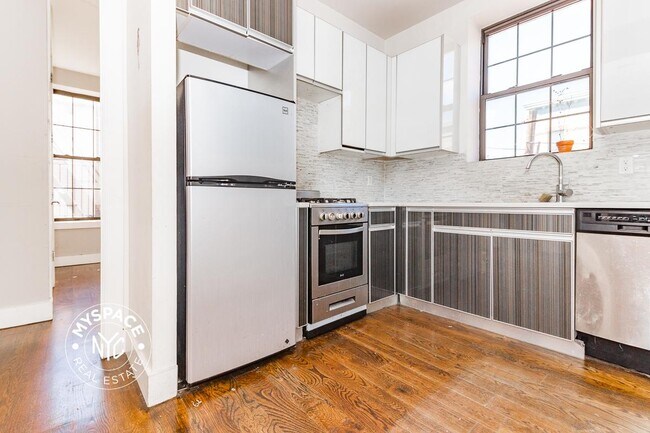 Foto del edificio - 234 Moffat St