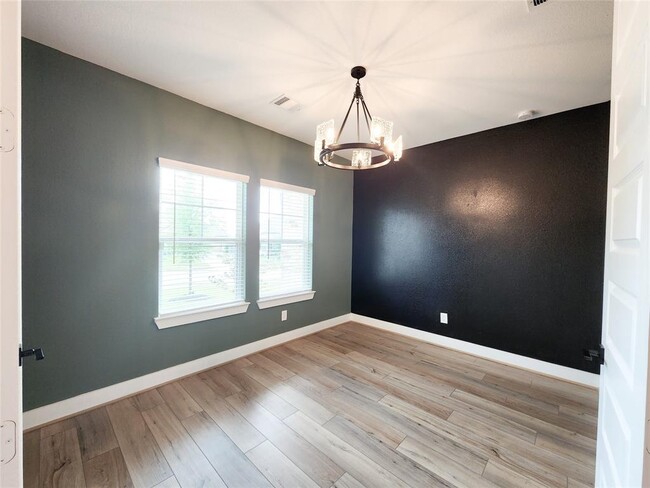 Foto del edificio - 1953 Canyon Live Oak St