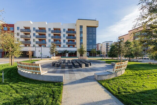 Station Park Green Apartments
