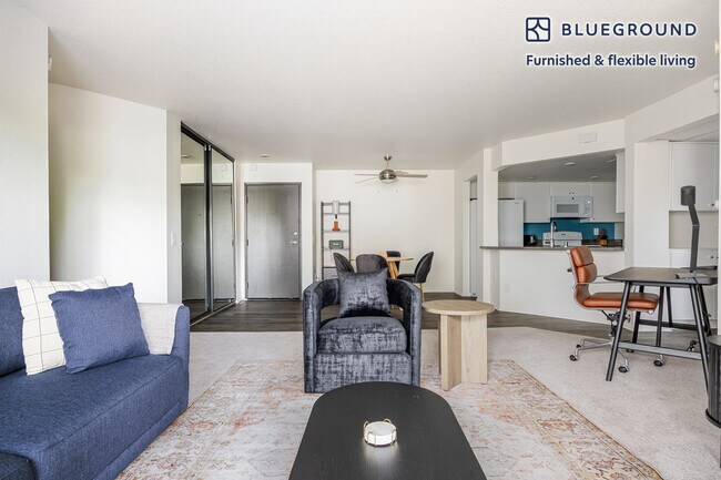 Foto del edificio - 10983 Bluffside Dr