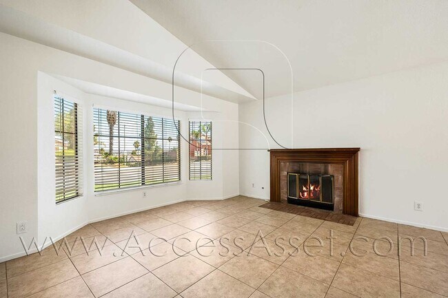Building Photo - Charming 3 Bed/2 bath Home In Lovely Lake ...