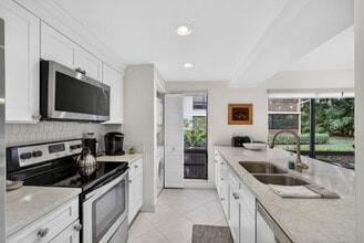 Building Photo - 611 Brackenwood Cove