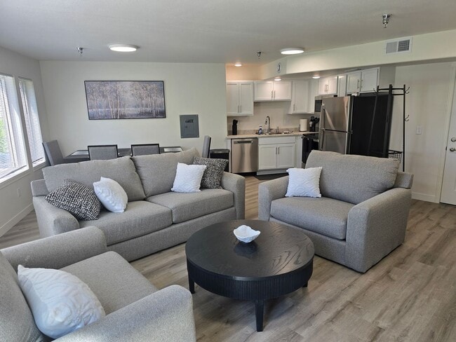 Interior Photo - Pinehurst Apartments