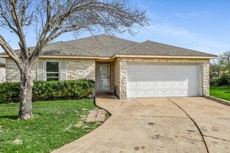 Building Photo - 804 Sable Trail Ct
