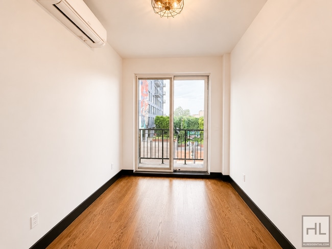 Building Photo - IRVING AVENUE / Spacious Bushwick 2-Bed