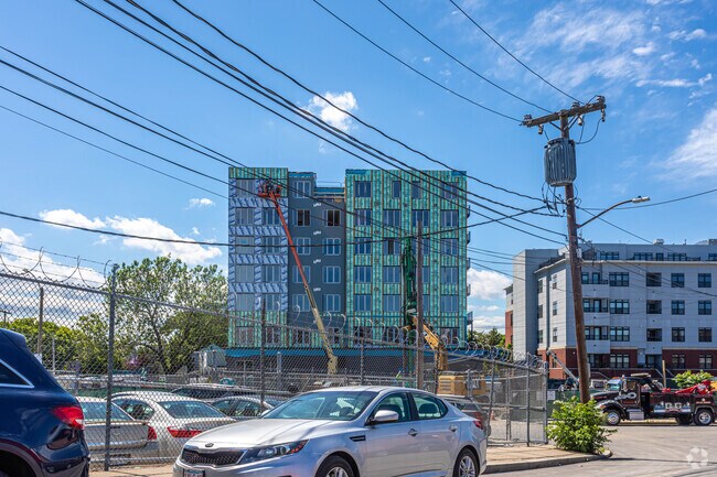 Foto del edificio - 30 Penniman Rd