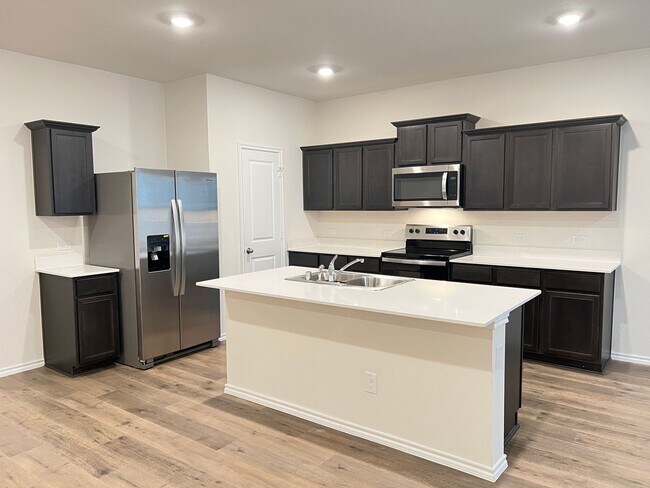 Building Photo - 13156 Sanctuary Dr