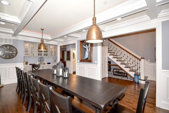 Building Photo - 4131 N Odell Ave