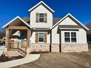 Building Photo - 2085 N Penelope Ln