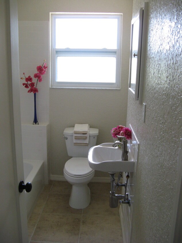 Foto del edificio - 423 Wildwood Way