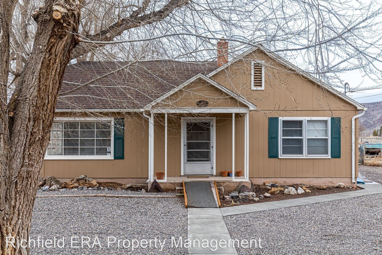 Primary Photo - 2 br, 1 bath House - 795 North Main