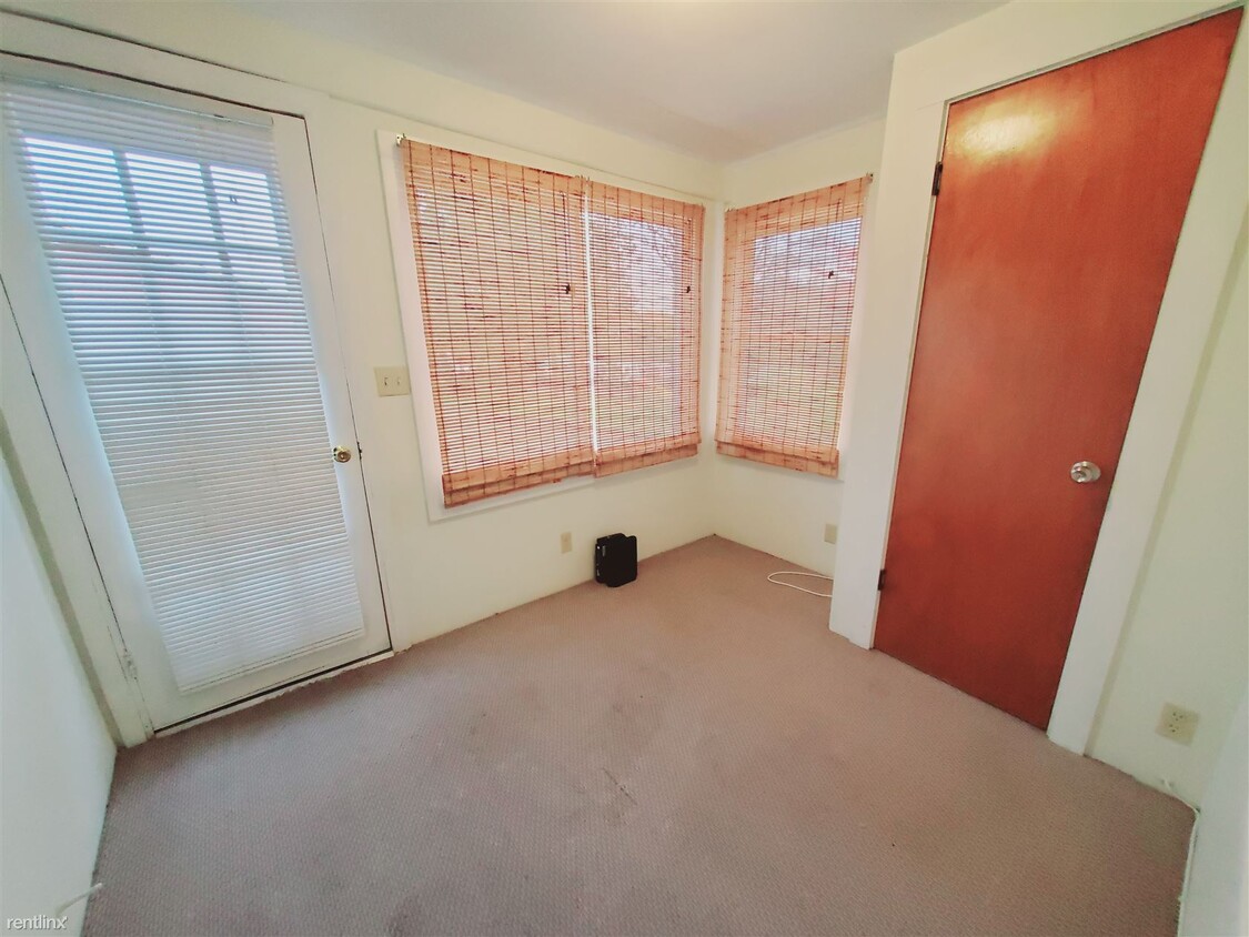 Primary Photo - 1 br, 1 bath Condo - 4 W End Ave