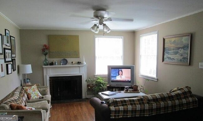 Building Photo - 2285 Elmridge Dr