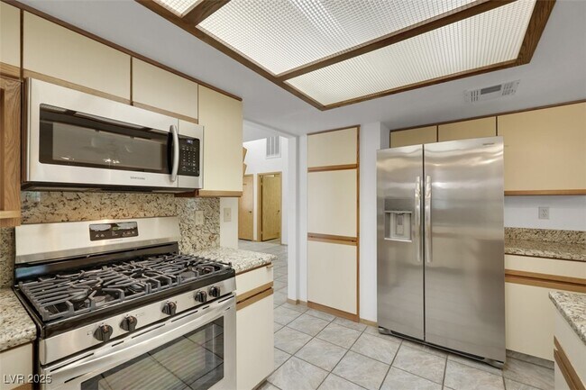 Foto del edificio - 5240 Las Cruces Dr