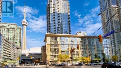 Building Photo - 817-9-609 Spadina Ave.